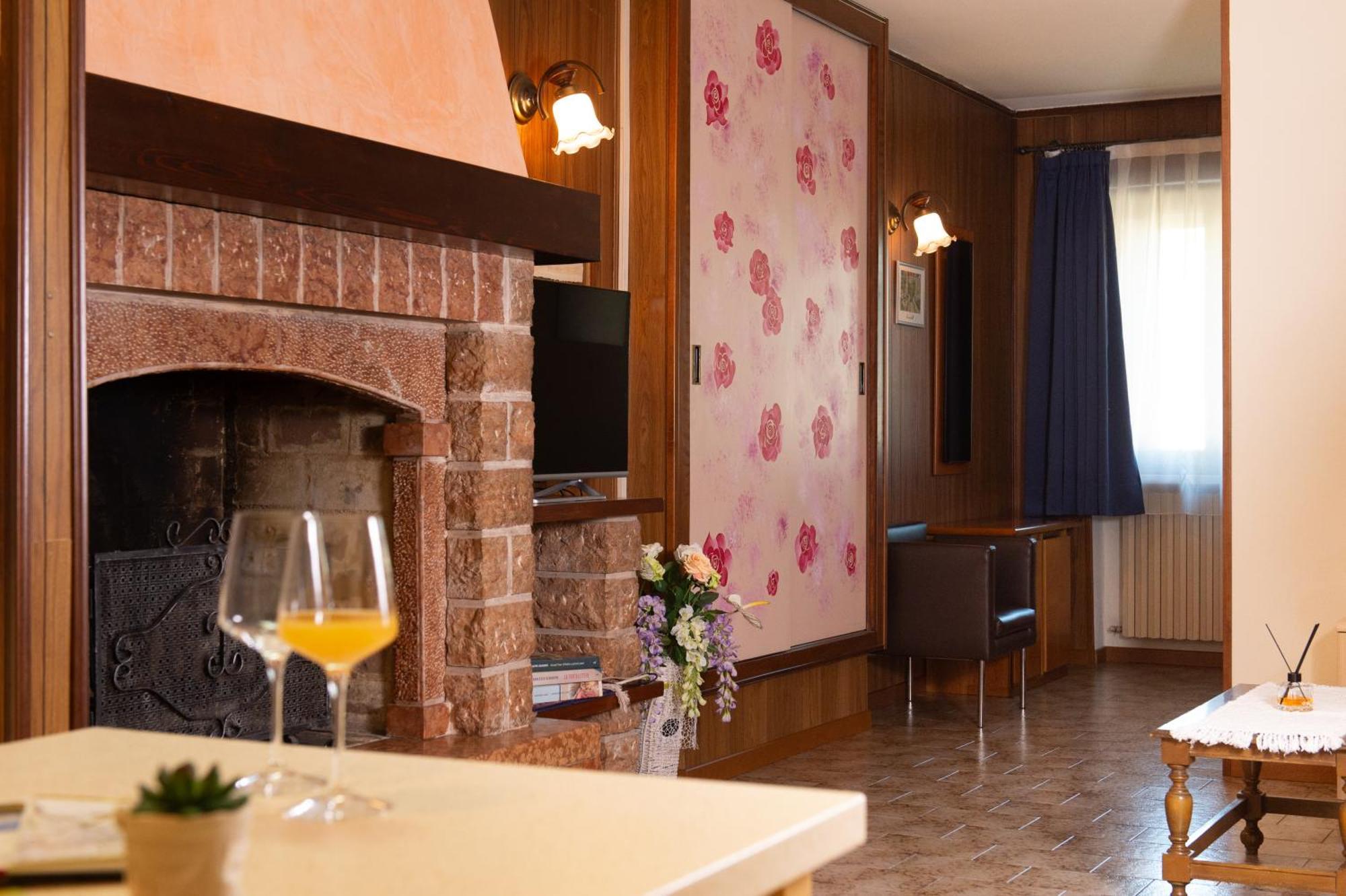 B&B La Casa Di Rosa Vago Экстерьер фото