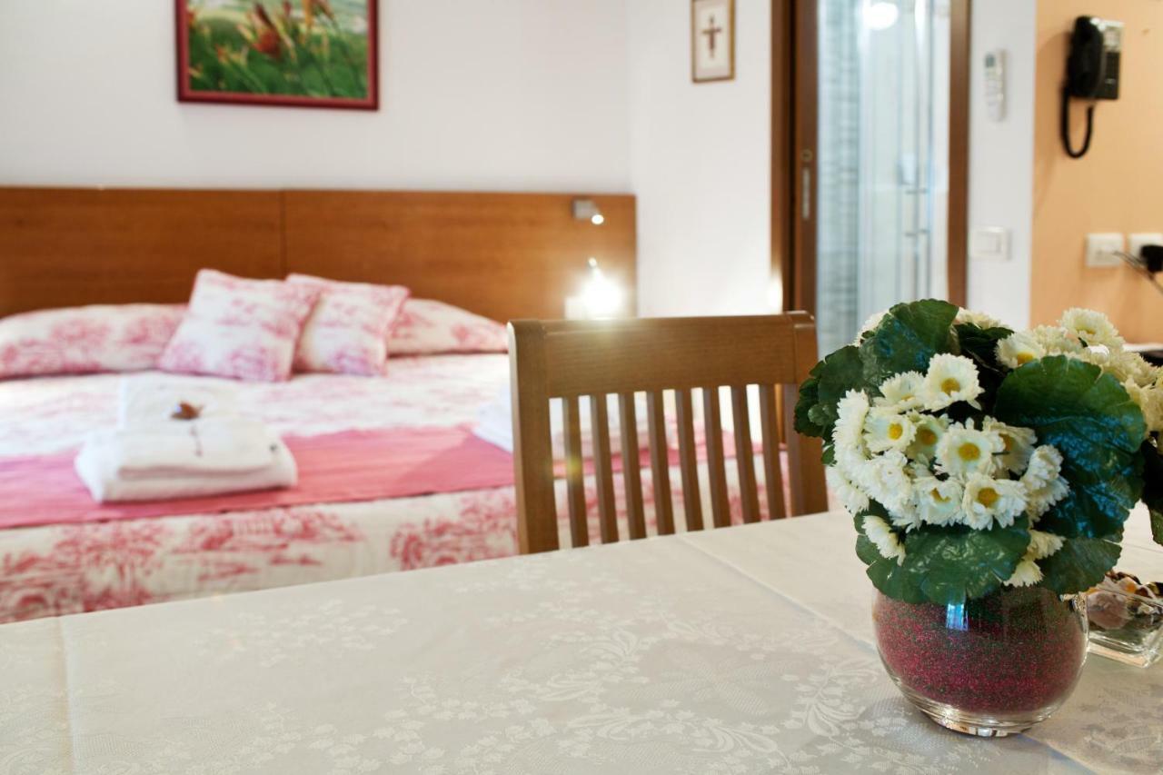B&B La Casa Di Rosa Vago Экстерьер фото